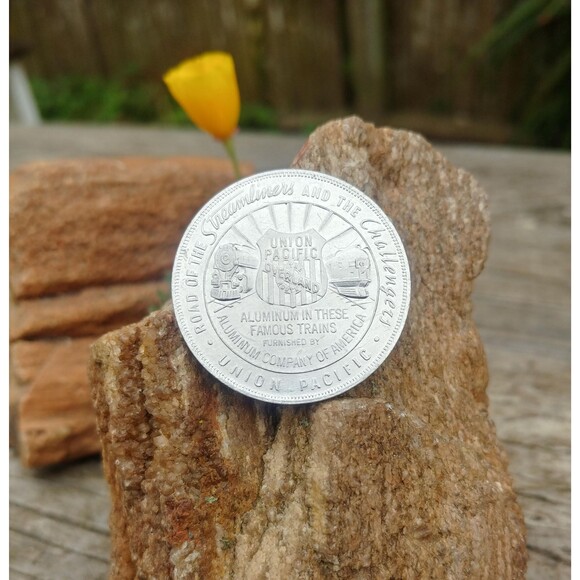 Vintage 1939 Golden Gate International Exposition Union Pacific Railroad Token - Picture 2 of 10